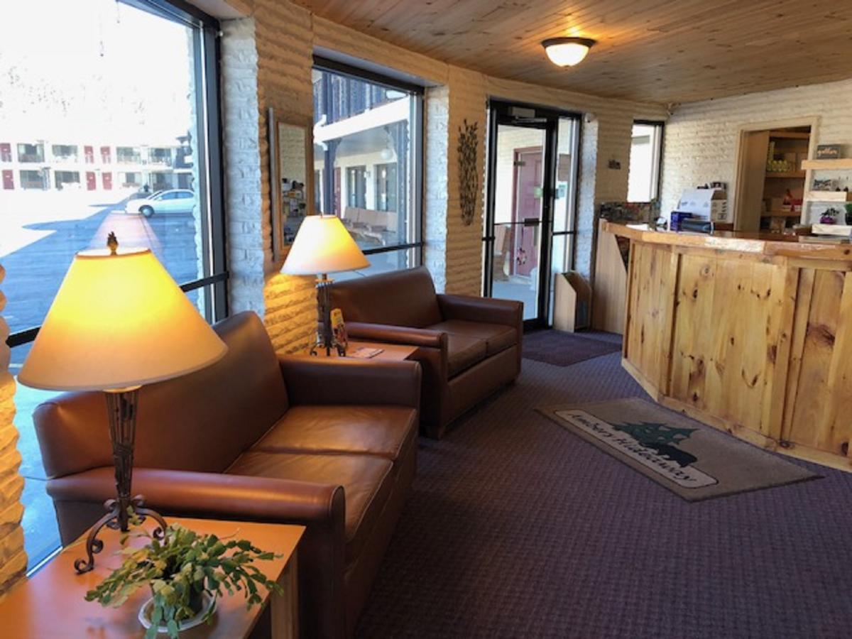 Amber'S Inn And Suites ウィスコンシン デルズ エクステリア 写真